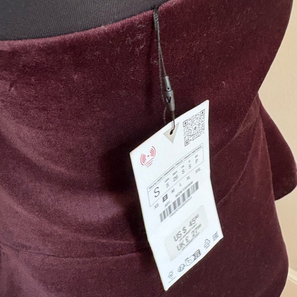 NWT Zara Burgundy Velvet Corset Top - Picture 6 of 6
